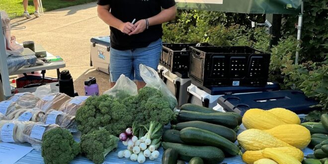 Photo Credits: Mount Vernon Farmers Market "Lynnea Clevenger of Tangled Up Farms, a 2026 Mount Vernon Farmers Market vendor, offers locally raised meat, eggs, and fresh produce."